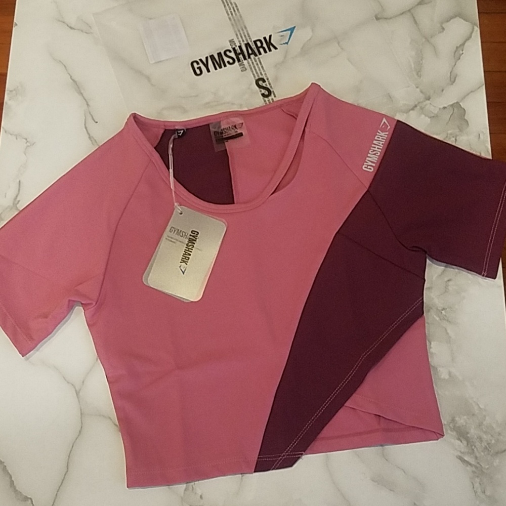 GYMSHARK ASYMETRIC CROP TOP